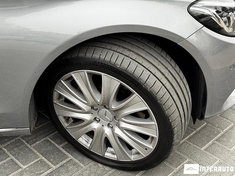 2015 Mercedes C 220 — Miniatură 20