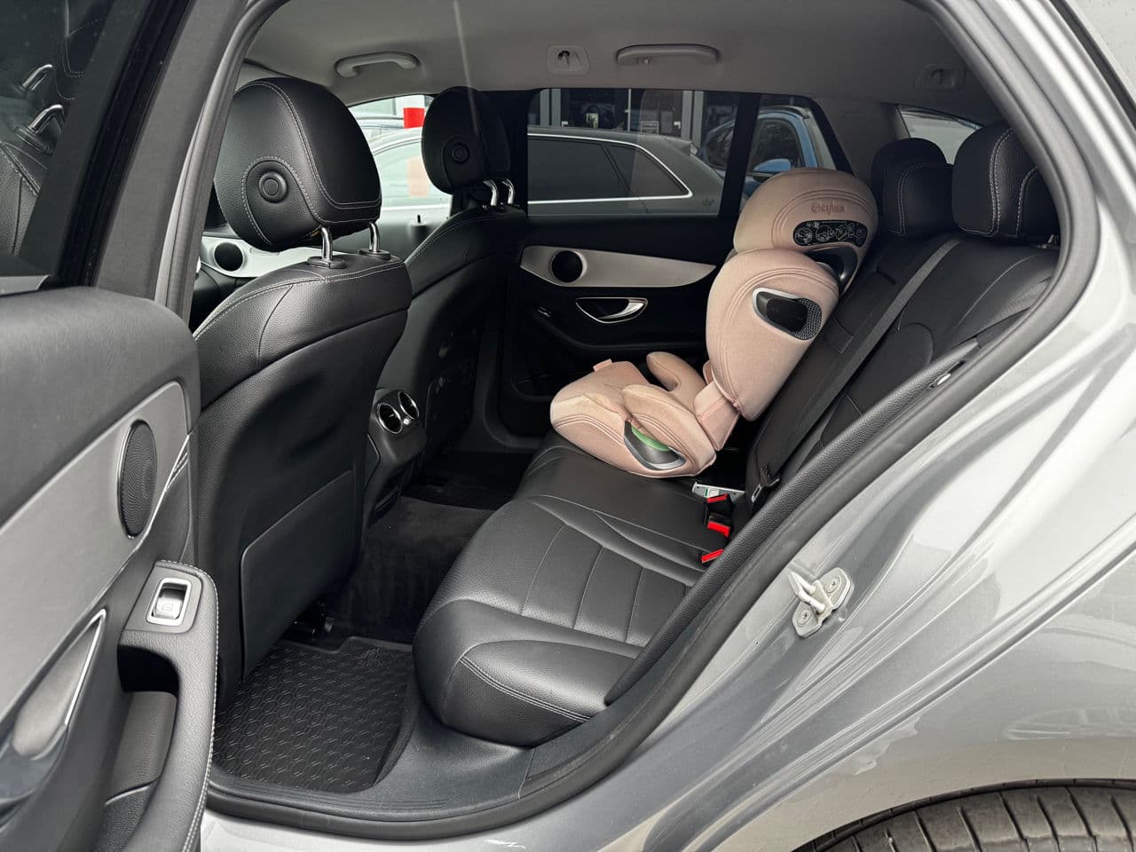 2015 Mercedes C 220 — Miniatură 17
