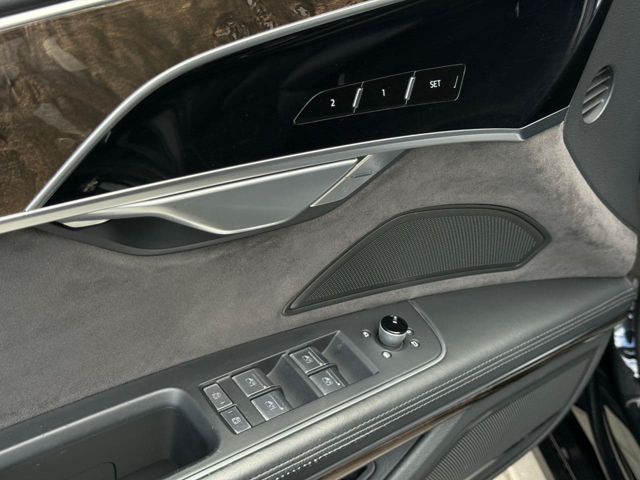 Audi A8 2018 — Миниатюра 7