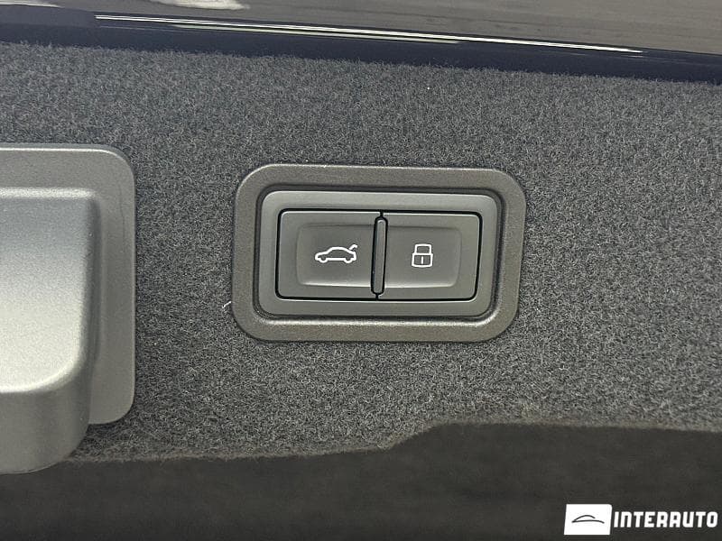 Audi A8 2018 — Миниатюра 23