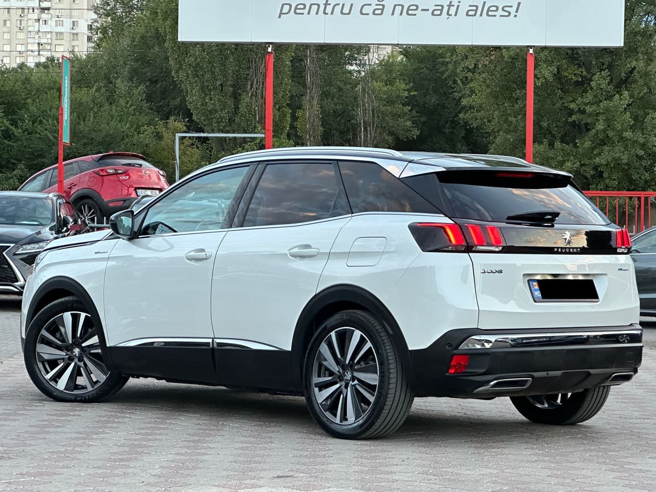 2020 Peugeot 3008 — Miniatură 2