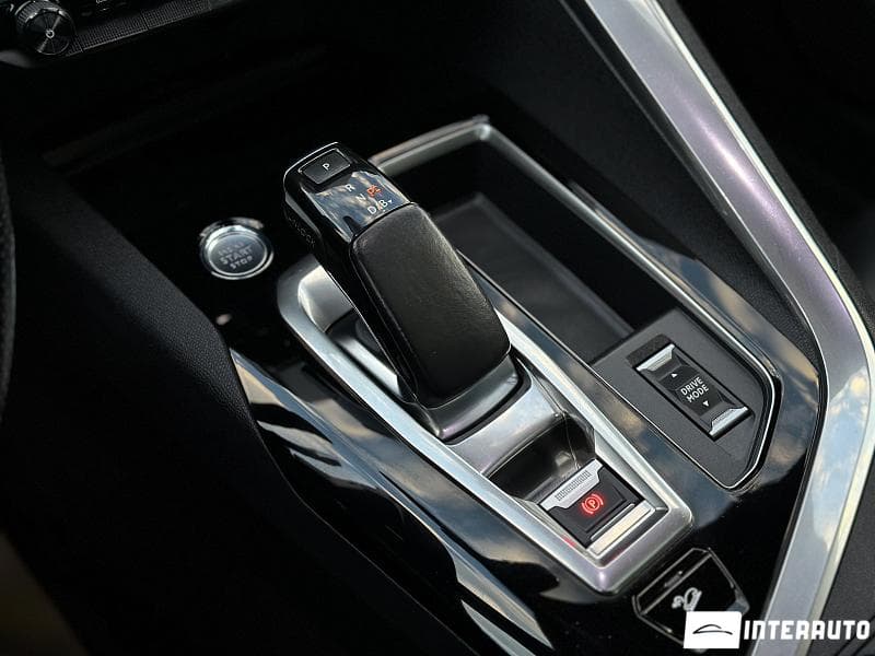 2020 Peugeot 3008 — Miniatură 17