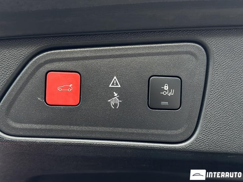 2020 Peugeot 3008 — Miniatură 27