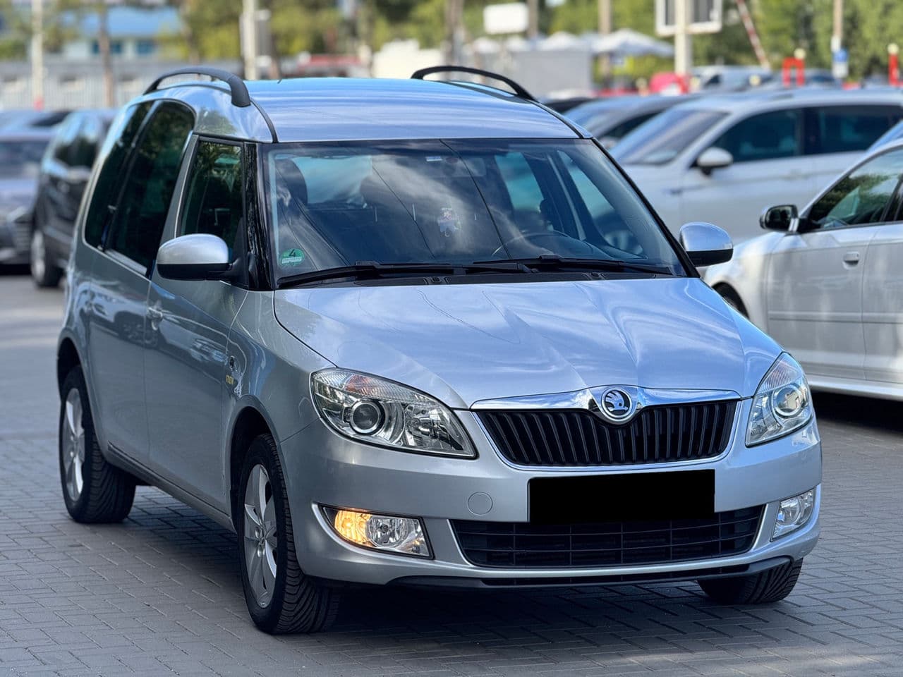 2014 Skoda Roomster — Miniatură 3