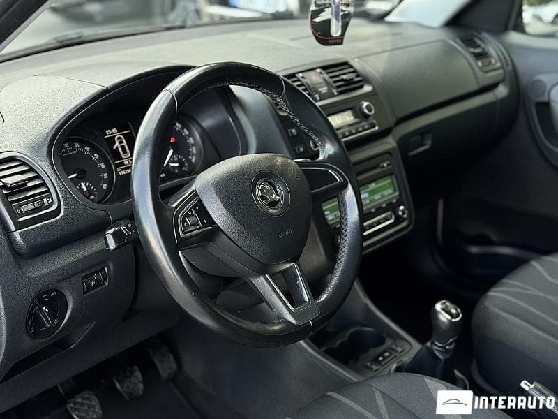 2014 Skoda Roomster — Miniatură 8
