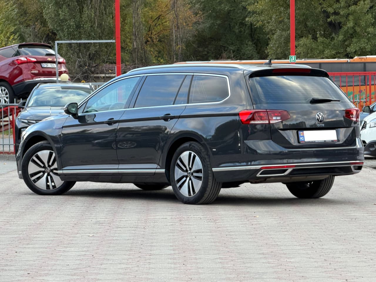 2020 Volkswagen Passat GTE — Miniatură 3
