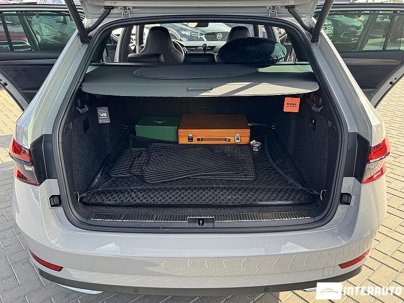 2021 Skoda Superb — Miniatură 22