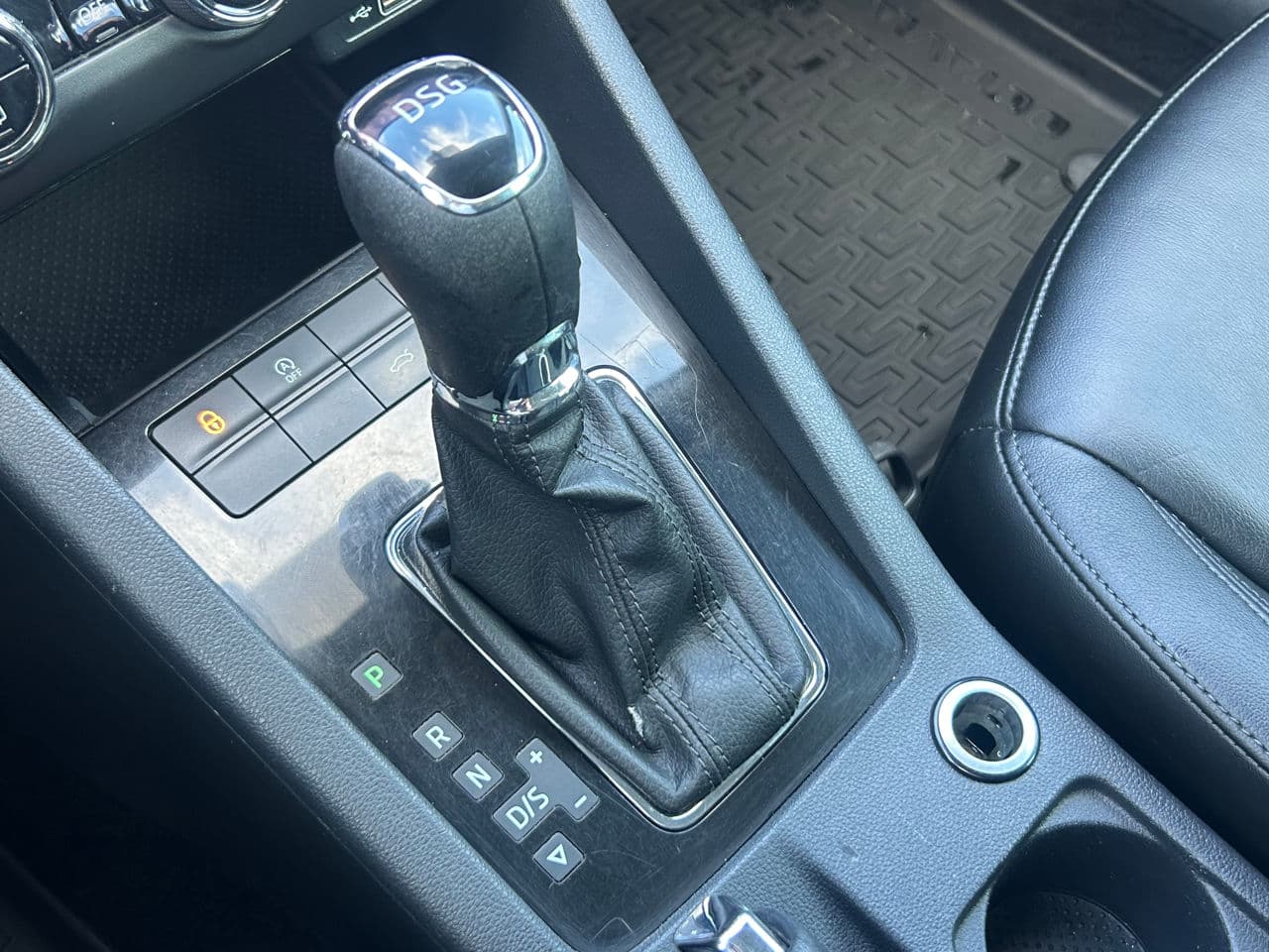 2019 Skoda Octavia — Miniatură 16