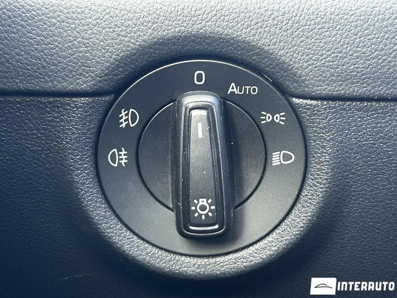 2019 Skoda Octavia — Miniatură 11