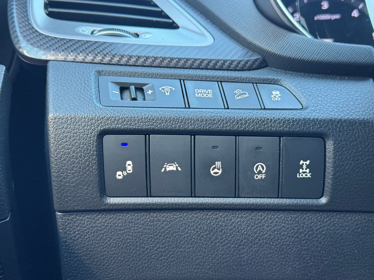 Hyundai Santa Fe 2016 — Миниатюра 15