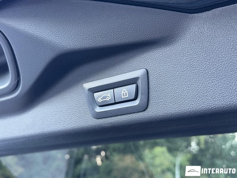 BMW X5 4.0i 2019 — Миниатюра 17