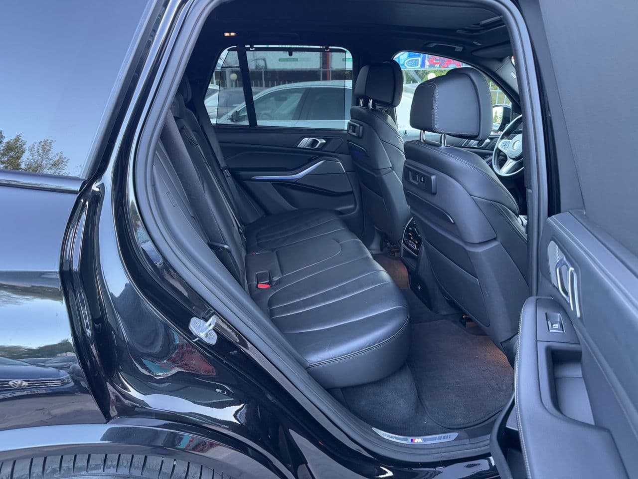BMW X5 4.0i 2019 — Миниатюра 13