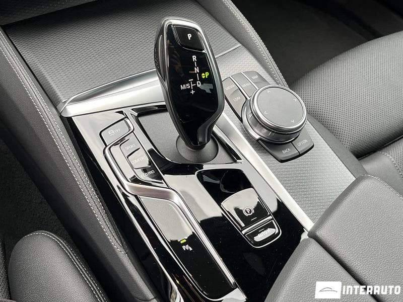 2023 BMW 540 — Miniatură 15