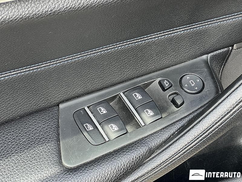 2017 BMW 520 — Miniatură 15