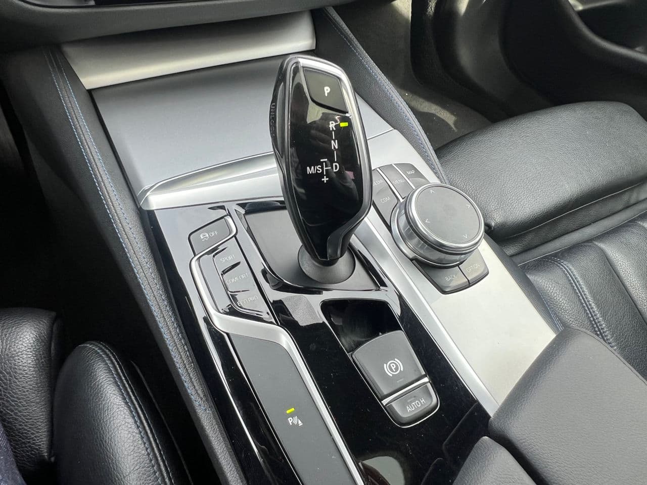 2017 BMW 520 — Miniatură 12
