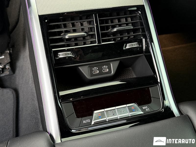 2019 BMW 840i — Miniatură 22