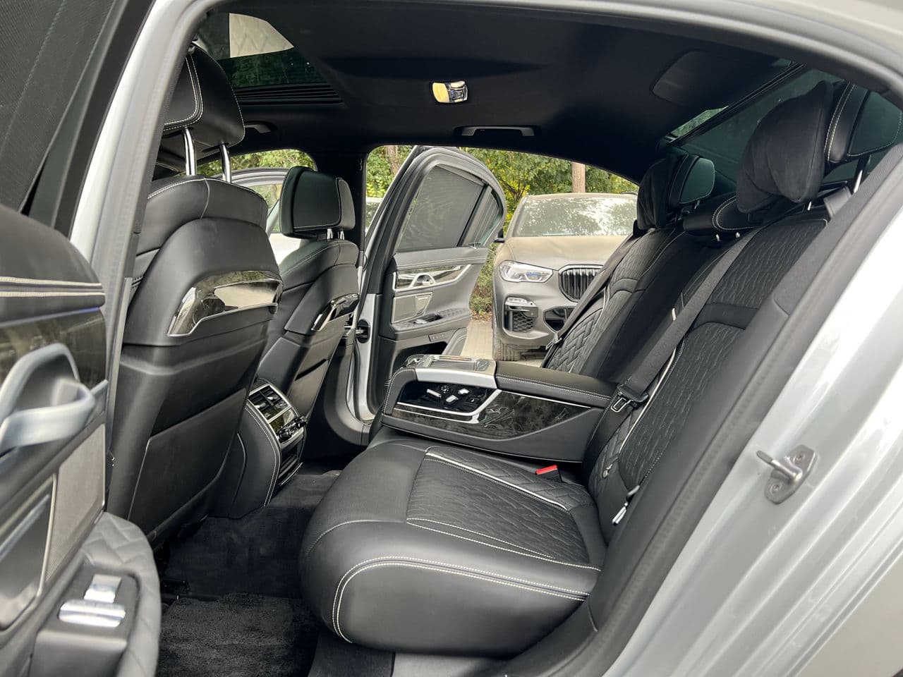2019 BMW 745e — Miniatură 21