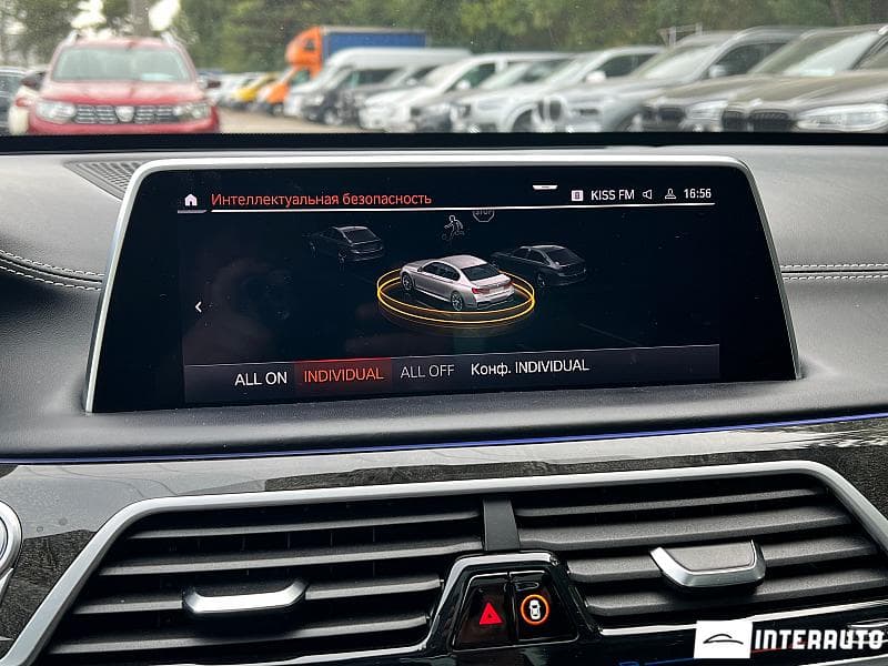 2019 BMW 745e — Miniatură 14