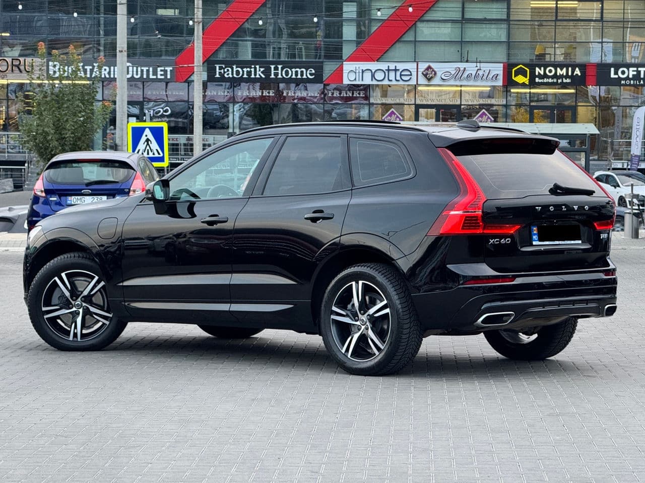 2019 Volvo XC 60 — Miniatură 4