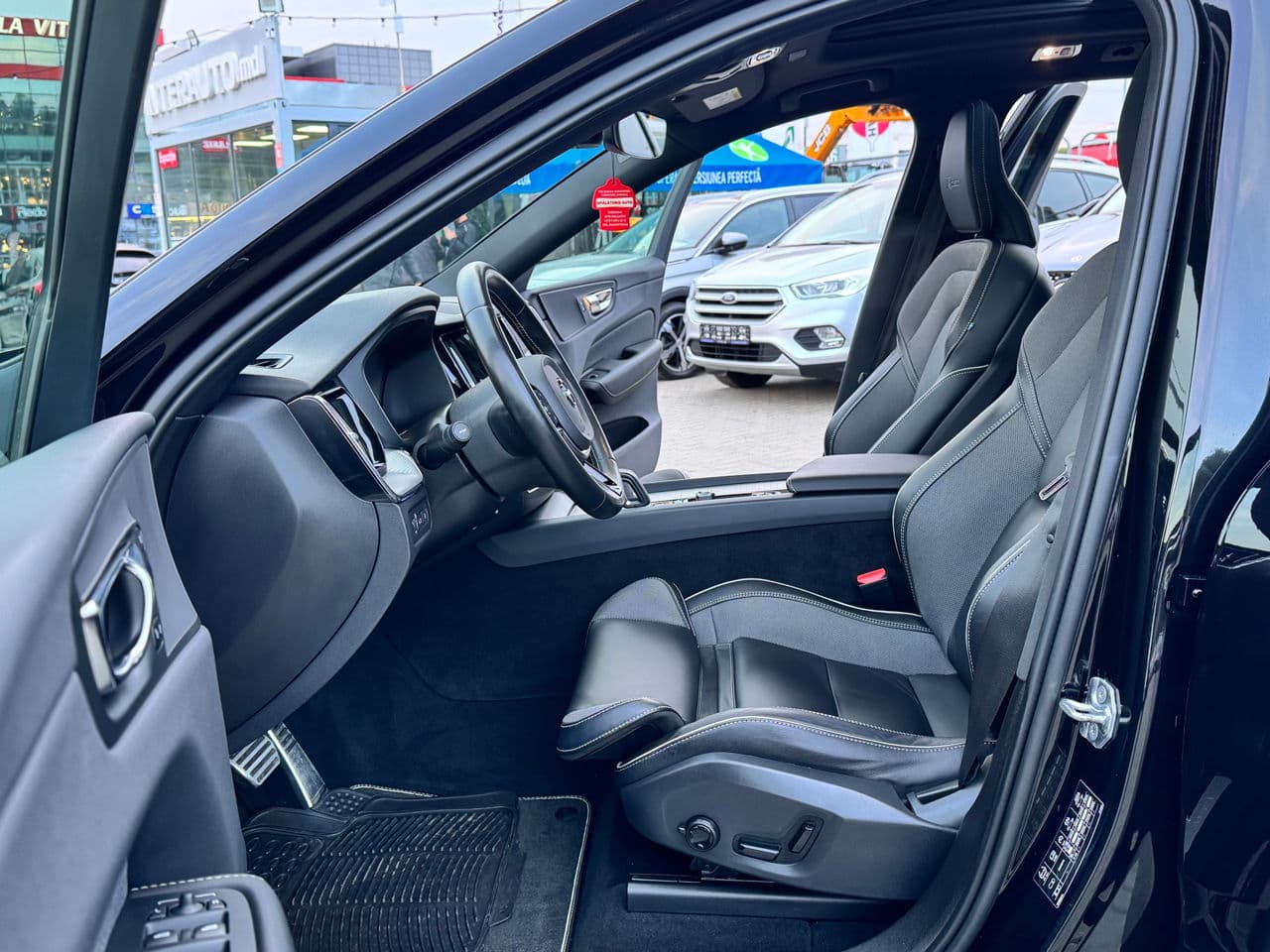 2019 Volvo XC 60 — Miniatură 5