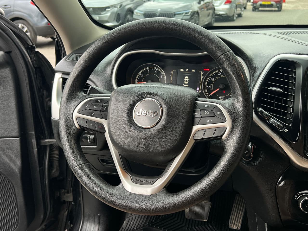 2014 Jeep Cherokee — Miniatură 9