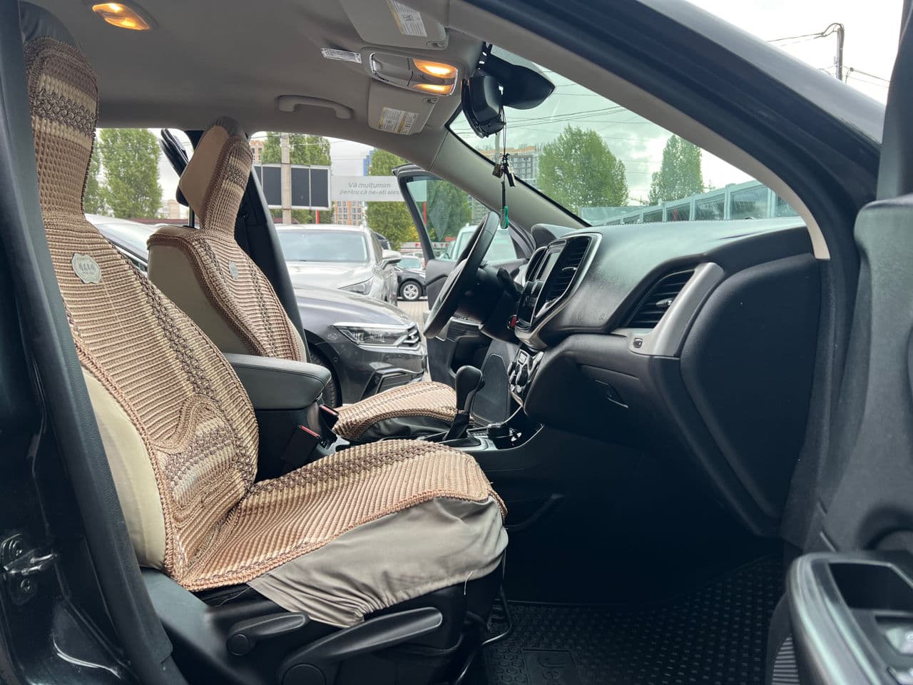 2014 Jeep Cherokee — Miniatură 15