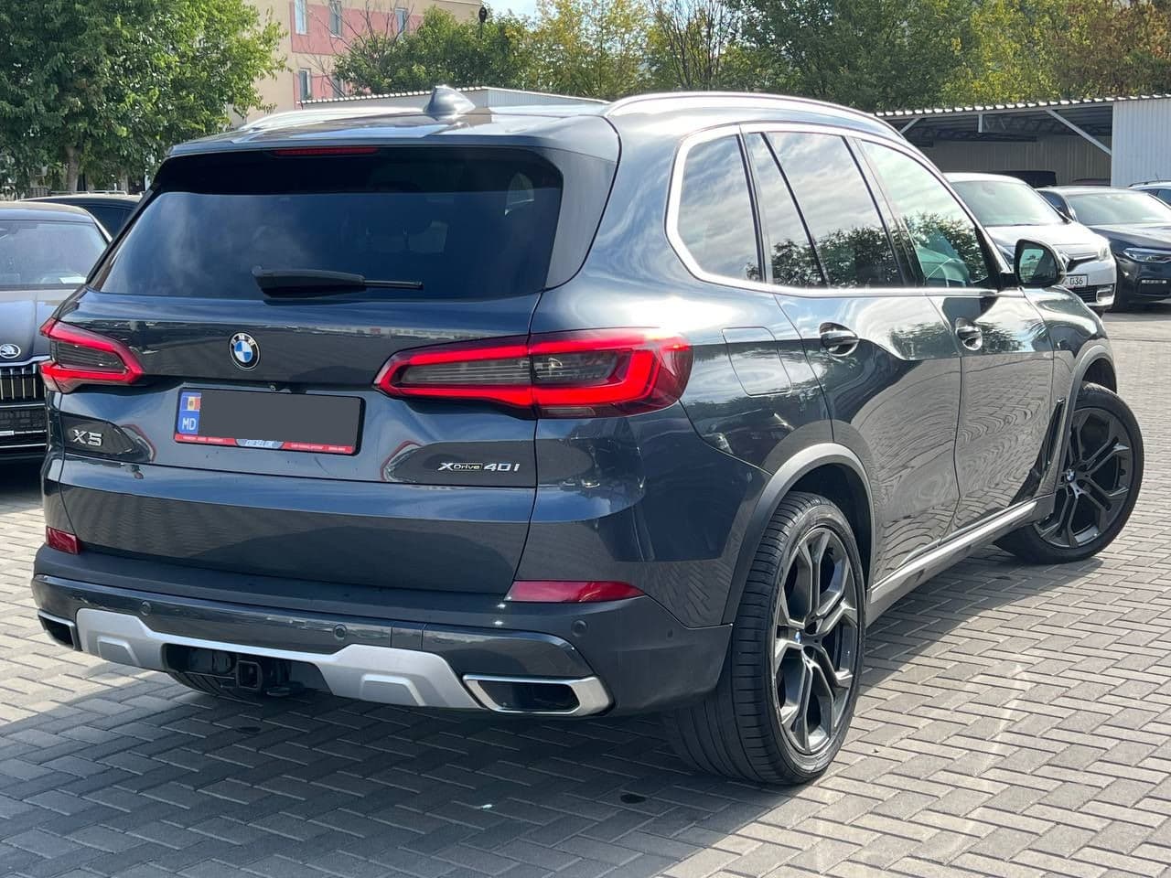 2019 BMW X5 4.0i — Miniatură 2