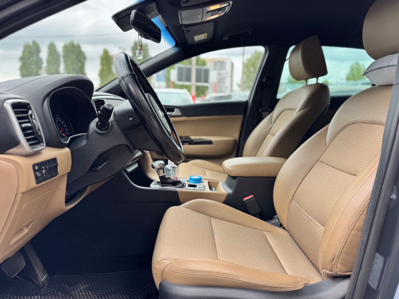 2021 Kia Sportage — Miniatură 8