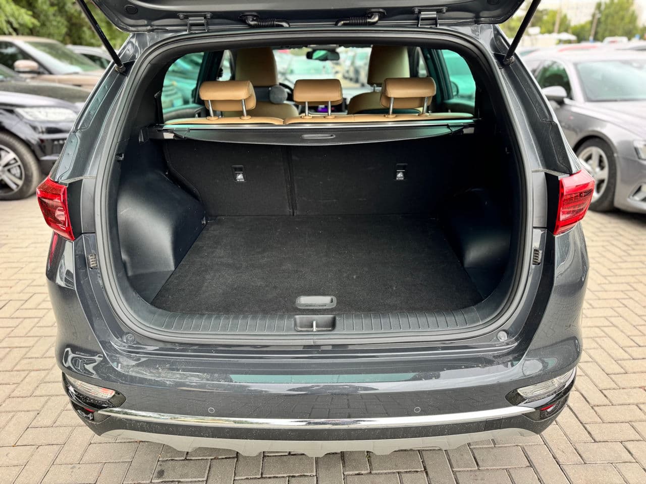 2021 Kia Sportage — Miniatură 5