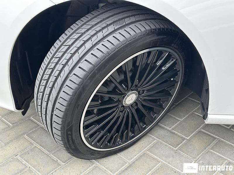 2023 Mercedes C 180 — Miniatură 18