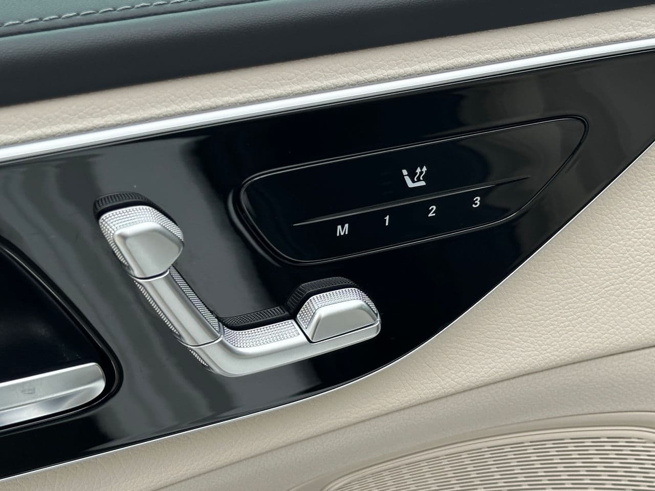 2023 Mercedes C 180 — Miniatură 16