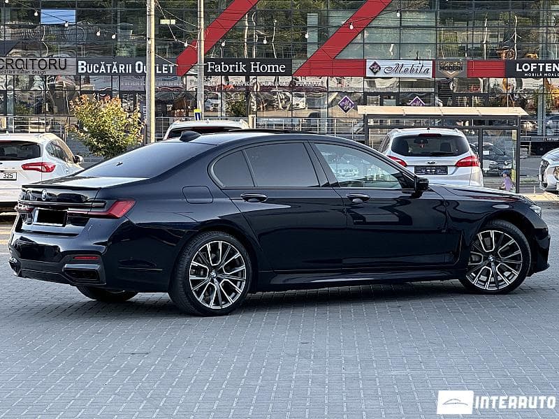 BMW 745e 2019 — Миниатюра 3