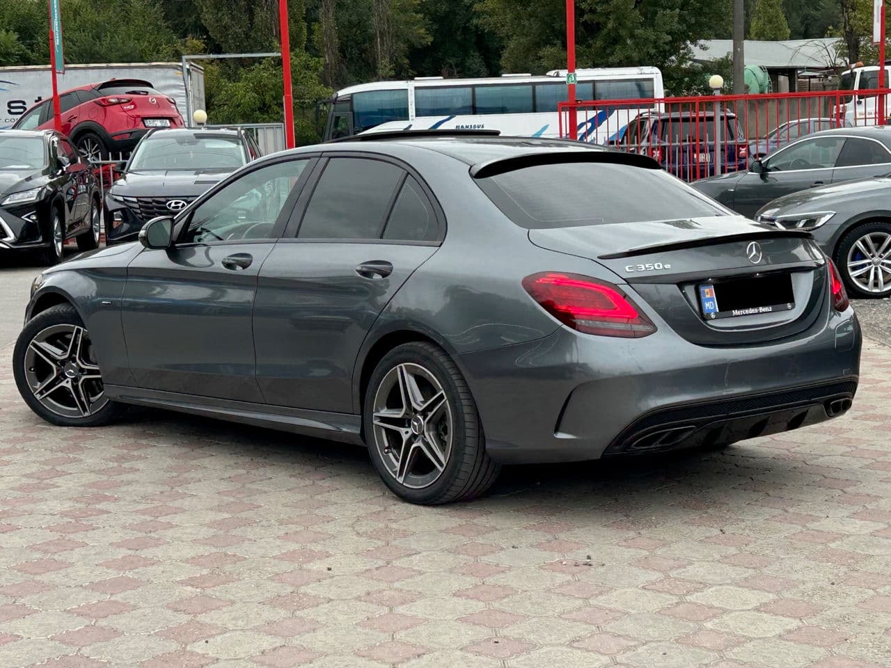 2018 Mercedes C 350e — Miniatură 2