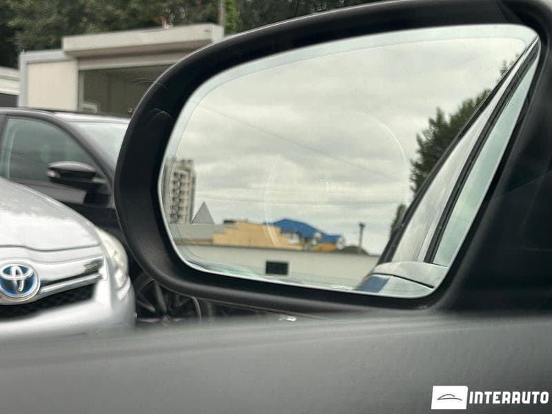 2018 Mercedes C 350e — Miniatură 6