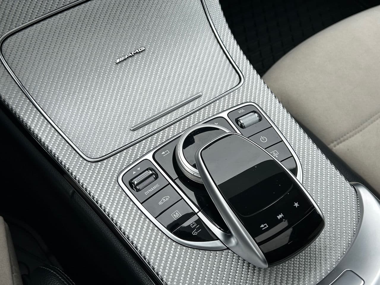 2018 Mercedes C 350e — Miniatură 16