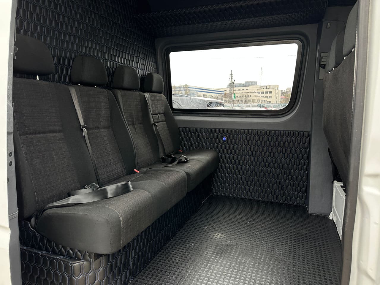 2018 Mercedes Sprinter — Miniatură 15