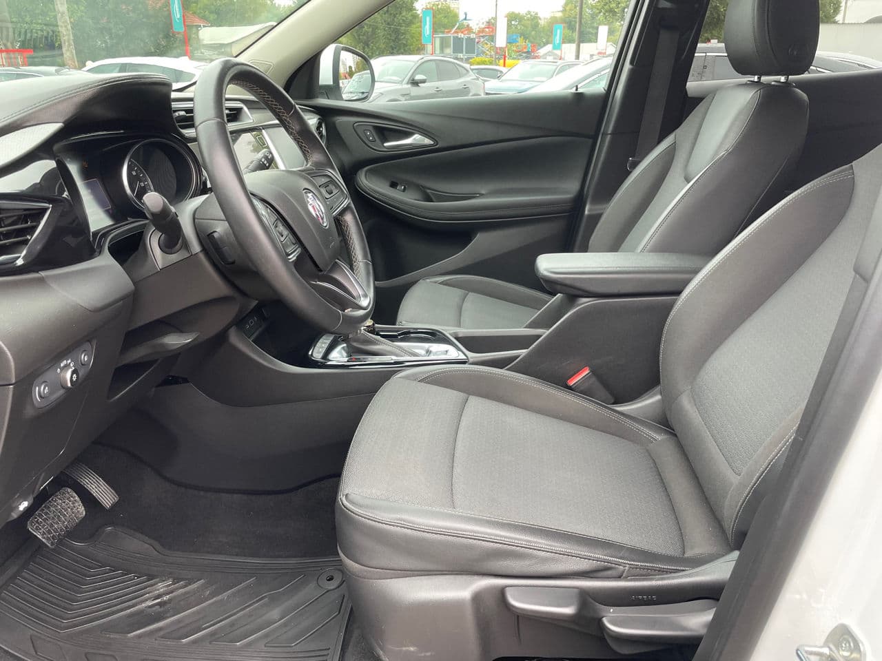 2022 Buick Encore — Miniatură 6