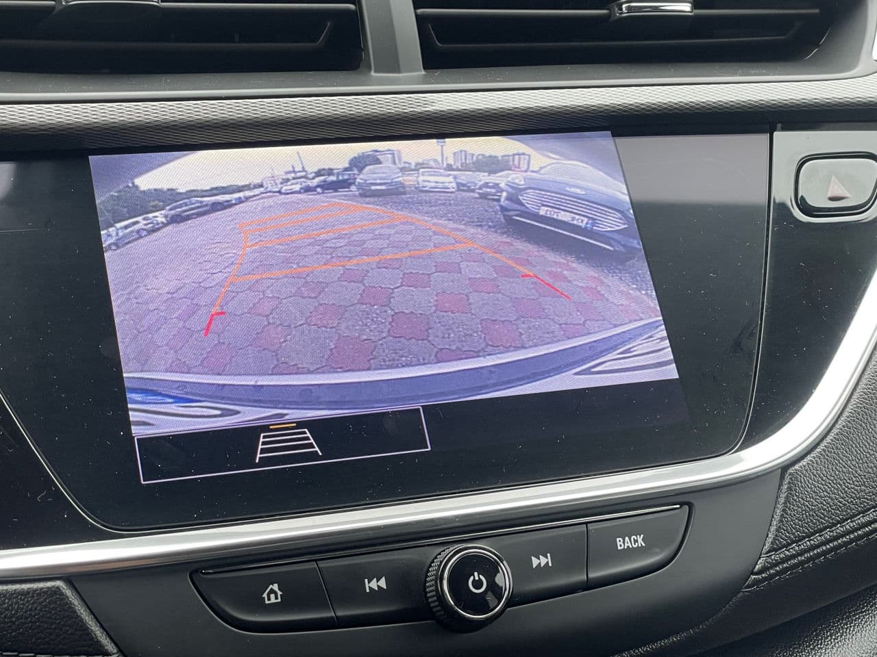 2022 Buick Encore — Miniatură 12