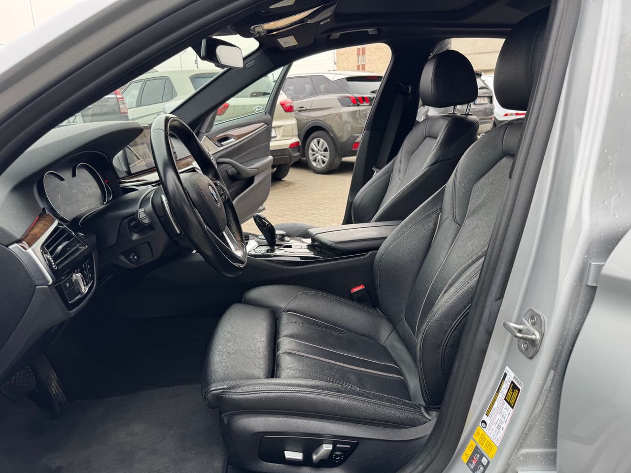 2018 BMW 530e — Miniatură 5