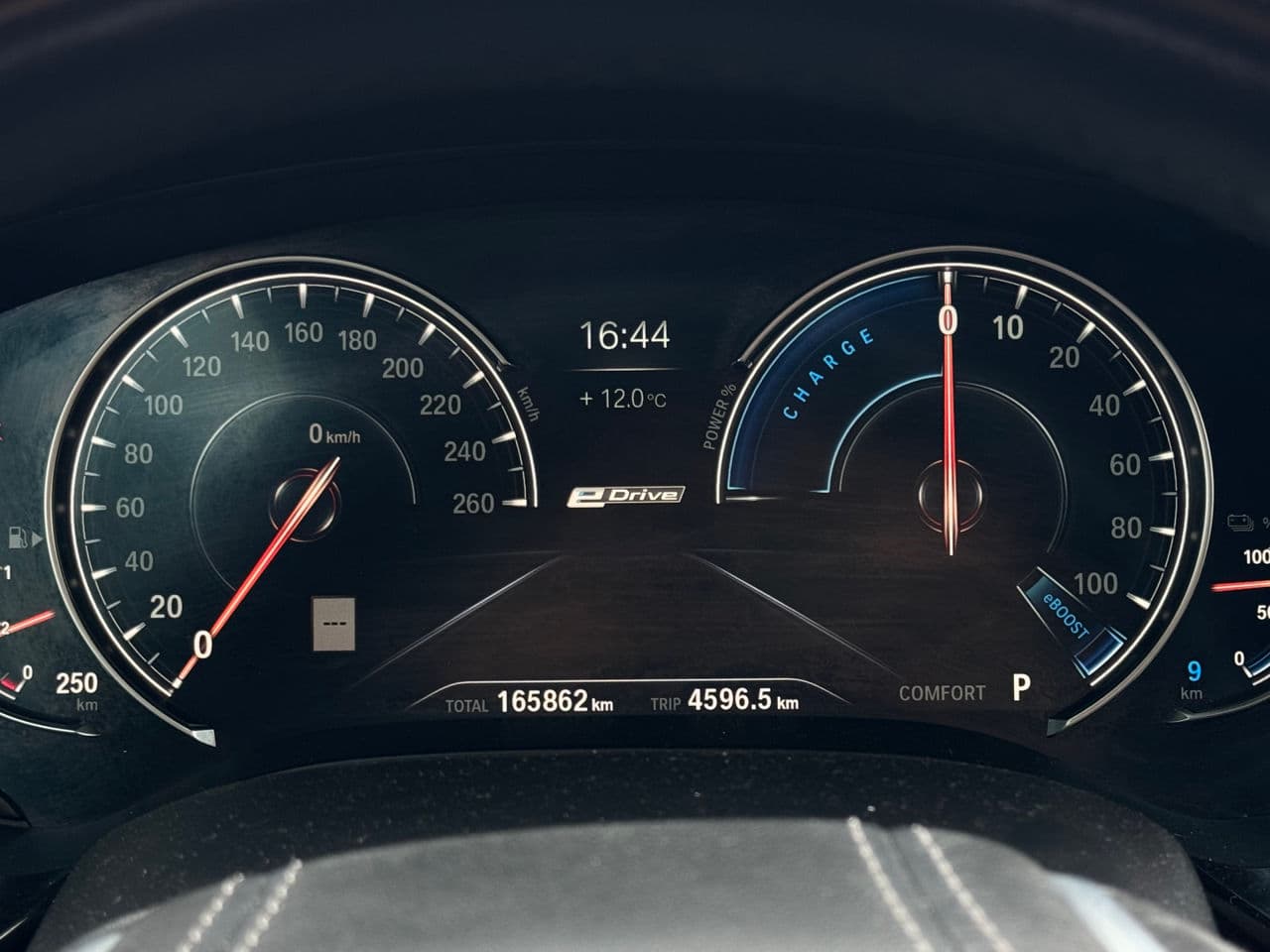 2018 BMW 530e — Miniatură 9