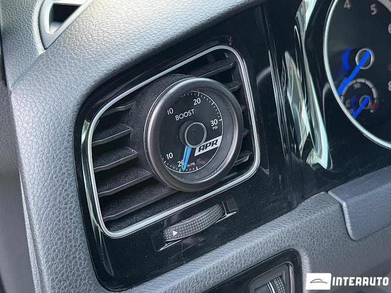 2015 Volkswagen Golf R — Miniatură 16
