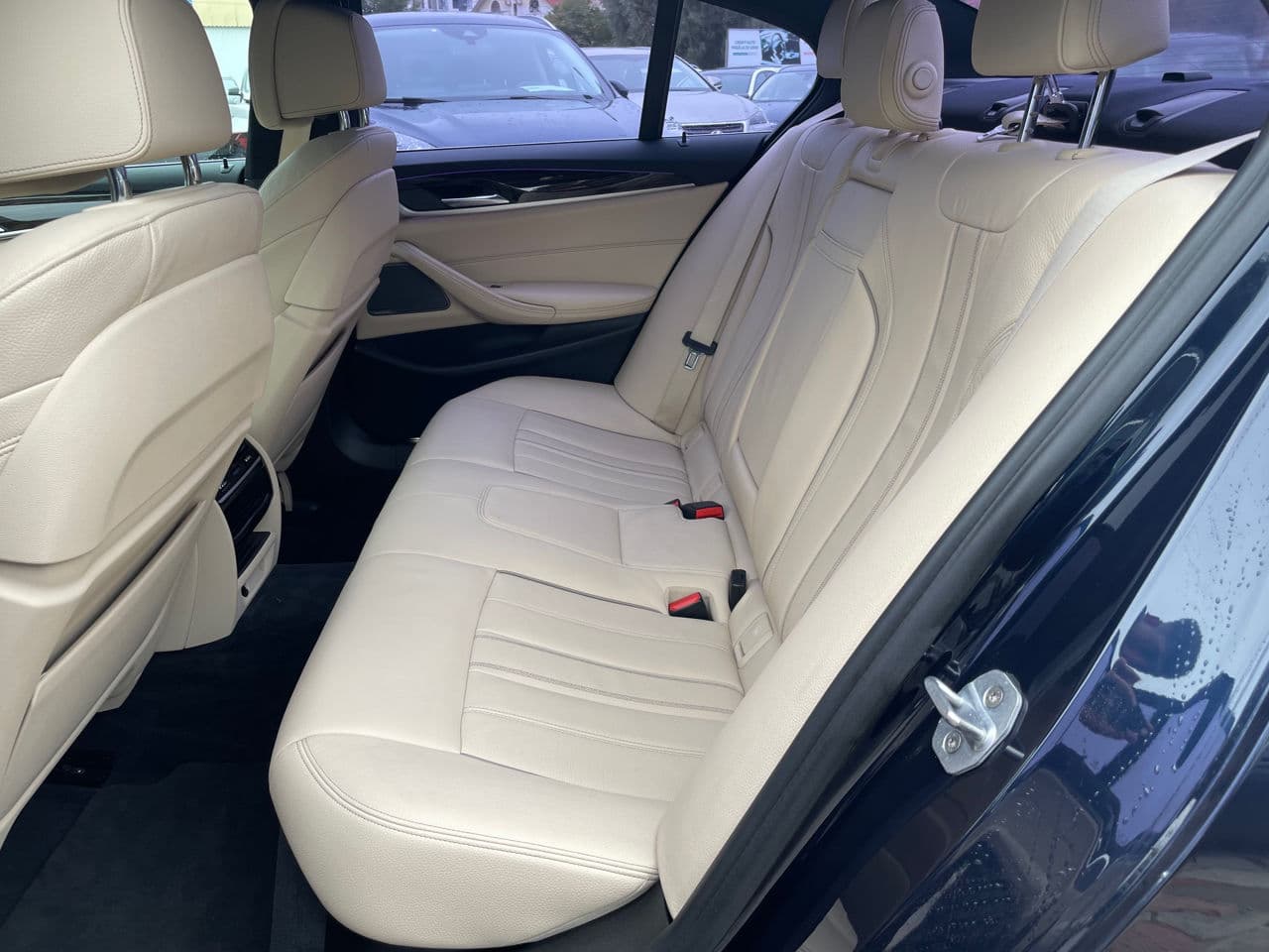 2017 BMW 530 — Miniatură 19