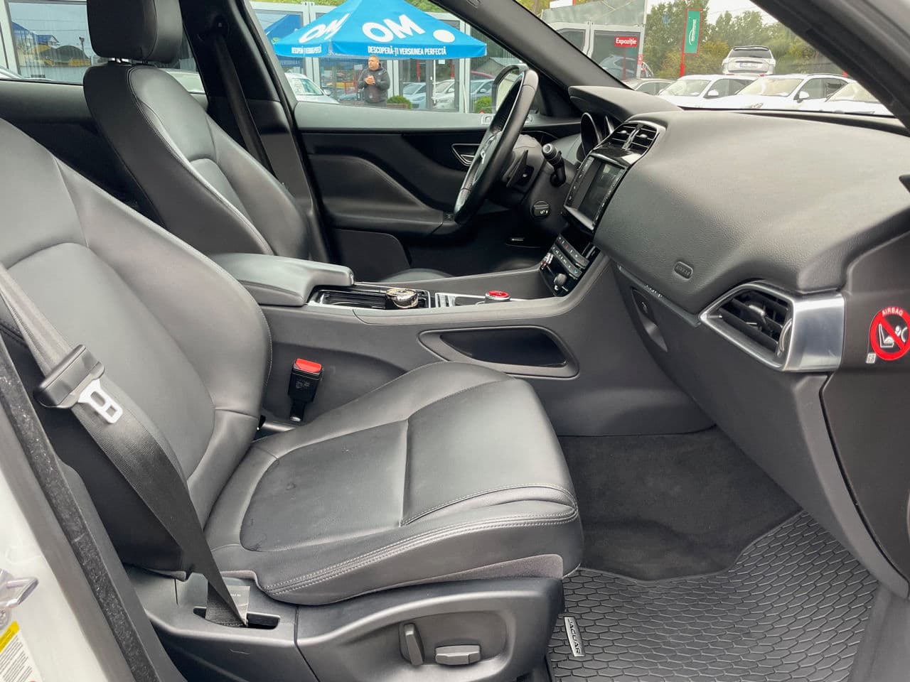 2018 Jaguar F-Pace — Miniatură 14