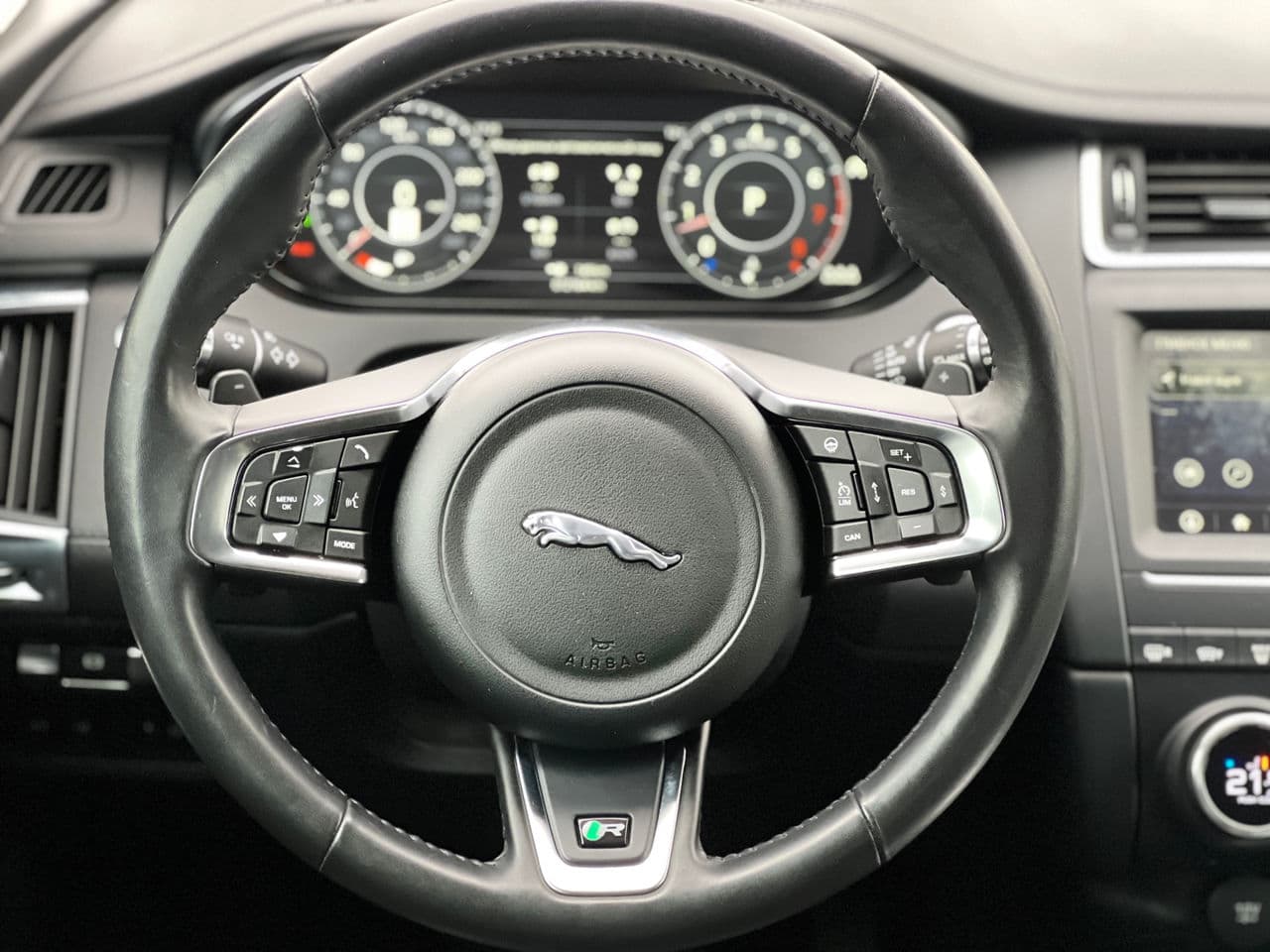 2019 Jaguar E-Pace — Miniatură 10
