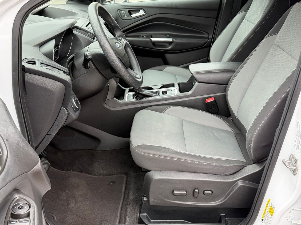 Ford Escape 2018 — Миниатюра 7