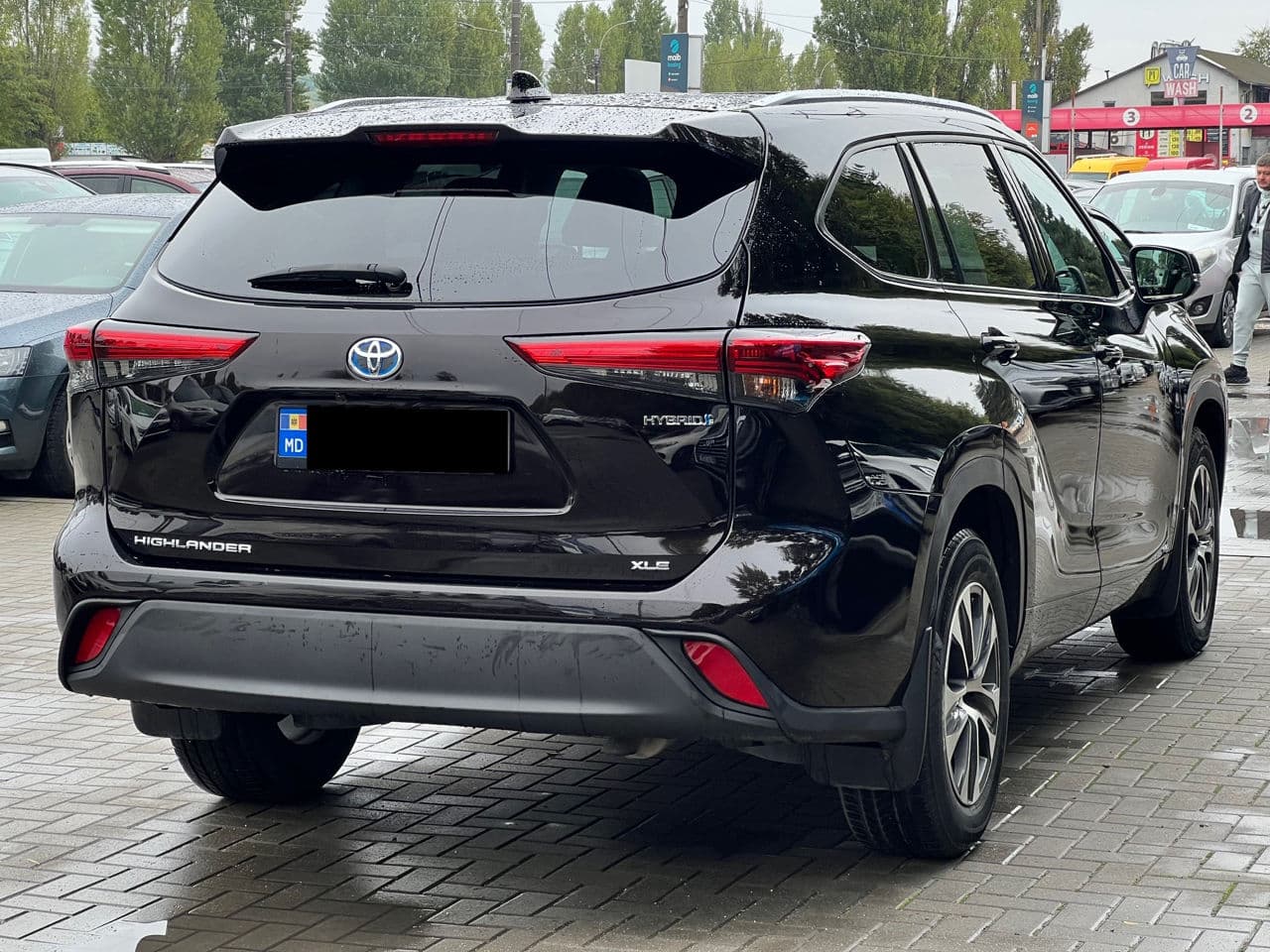 2020 Toyota Highlander — Miniatură 2