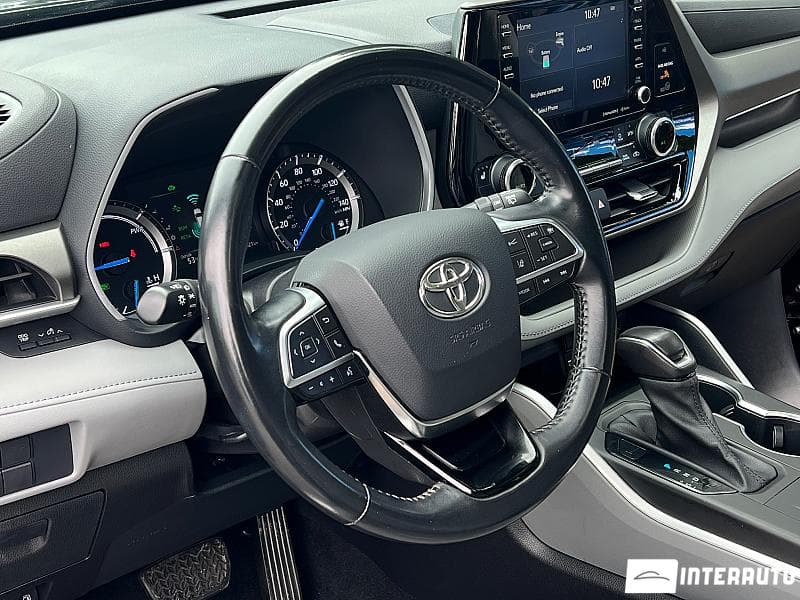 2020 Toyota Highlander — Miniatură 9