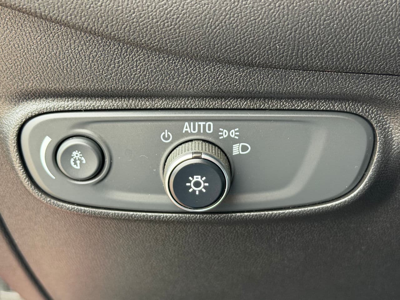 2018 Chevrolet Equinox — Miniatură 10