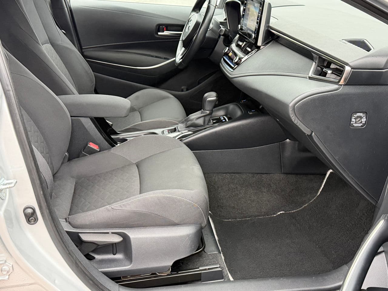 2021 Toyota Corolla — Miniatură 17