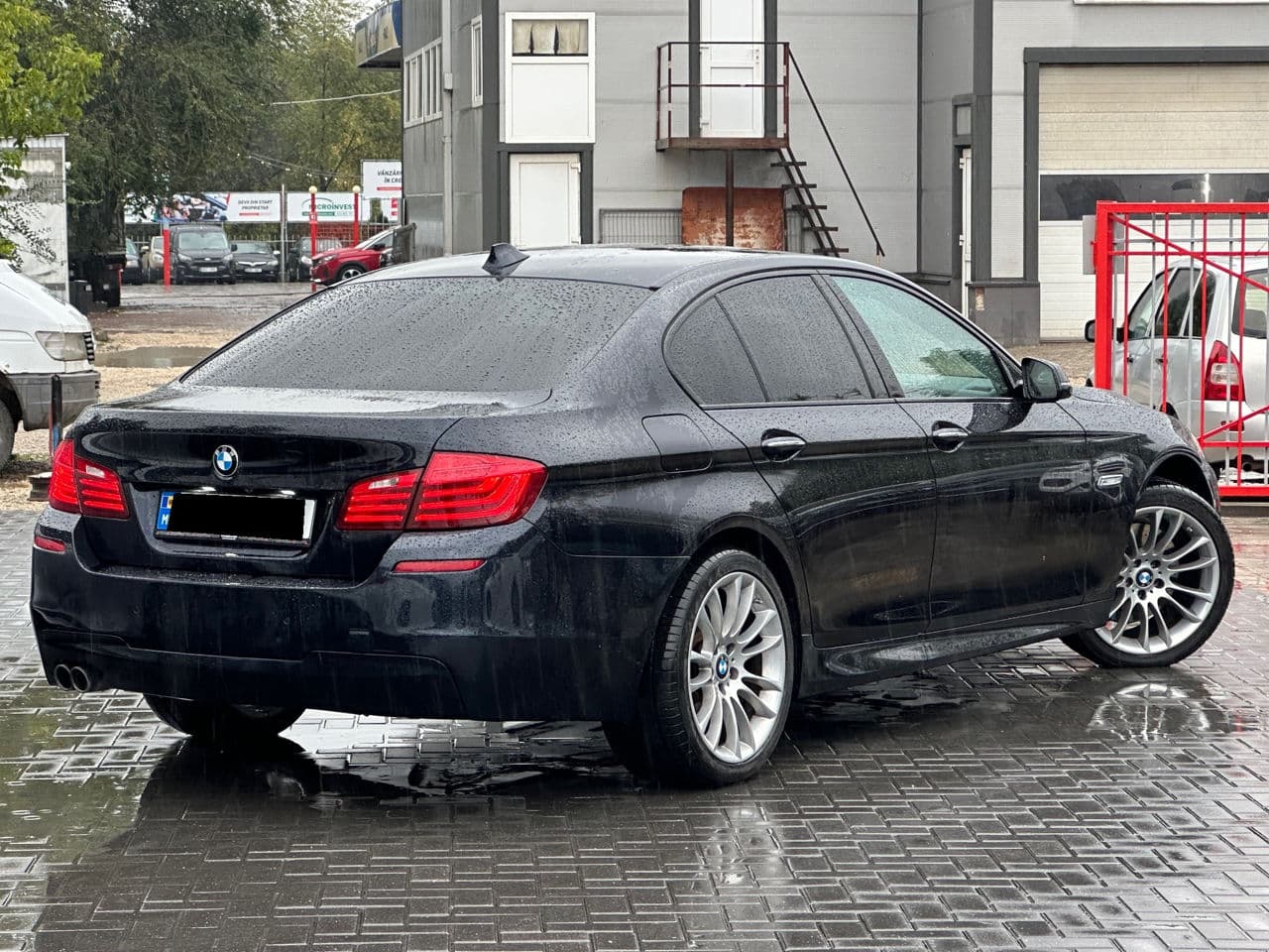 BMW 520 2016 — Миниатюра 4
